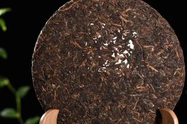 普洱茶怎么冲泡，可用100℃的沸水浸泡5-40秒